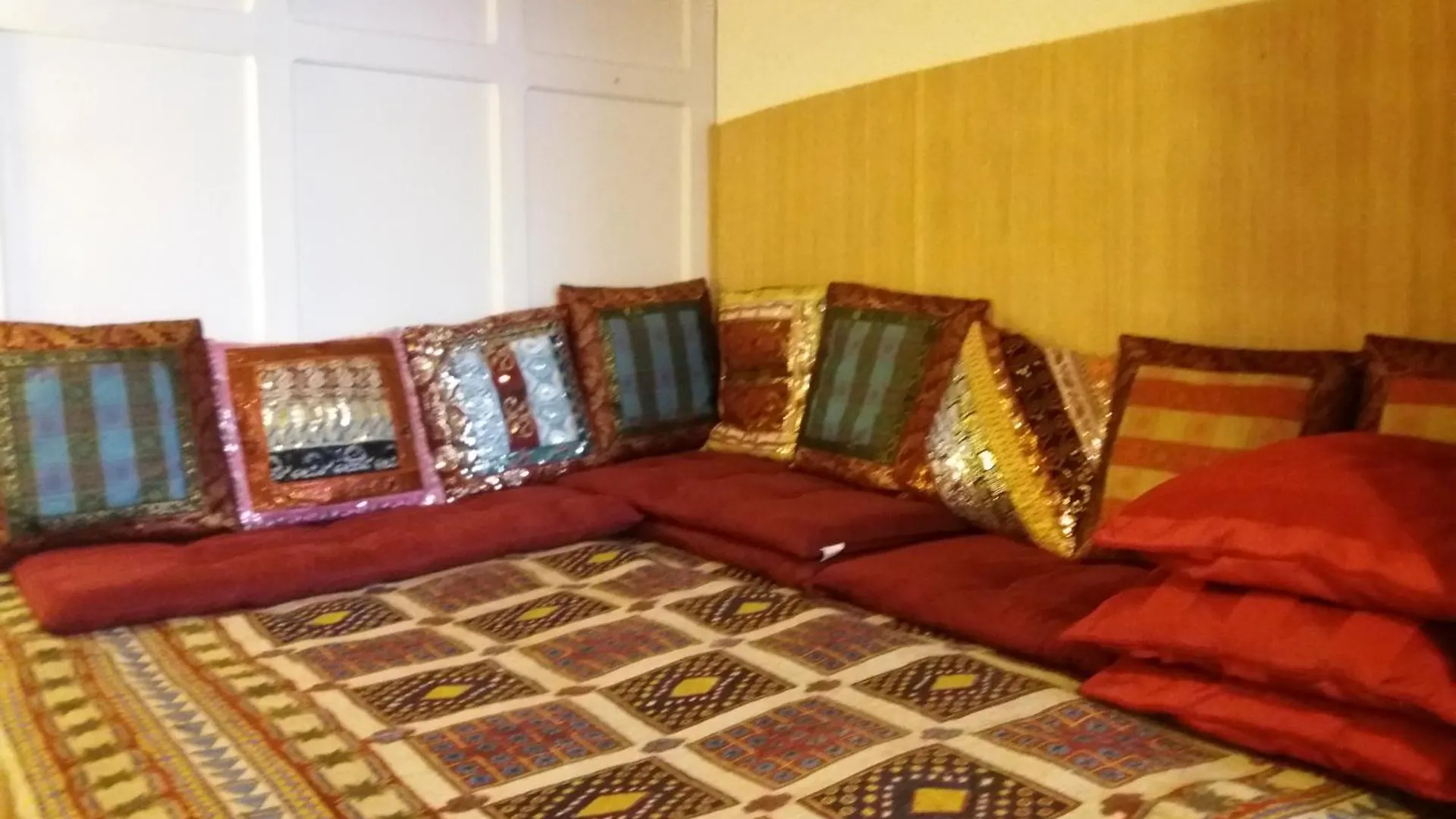 公寓 Only Female Bedroom In A Share Flat In Vinohrady 布拉格